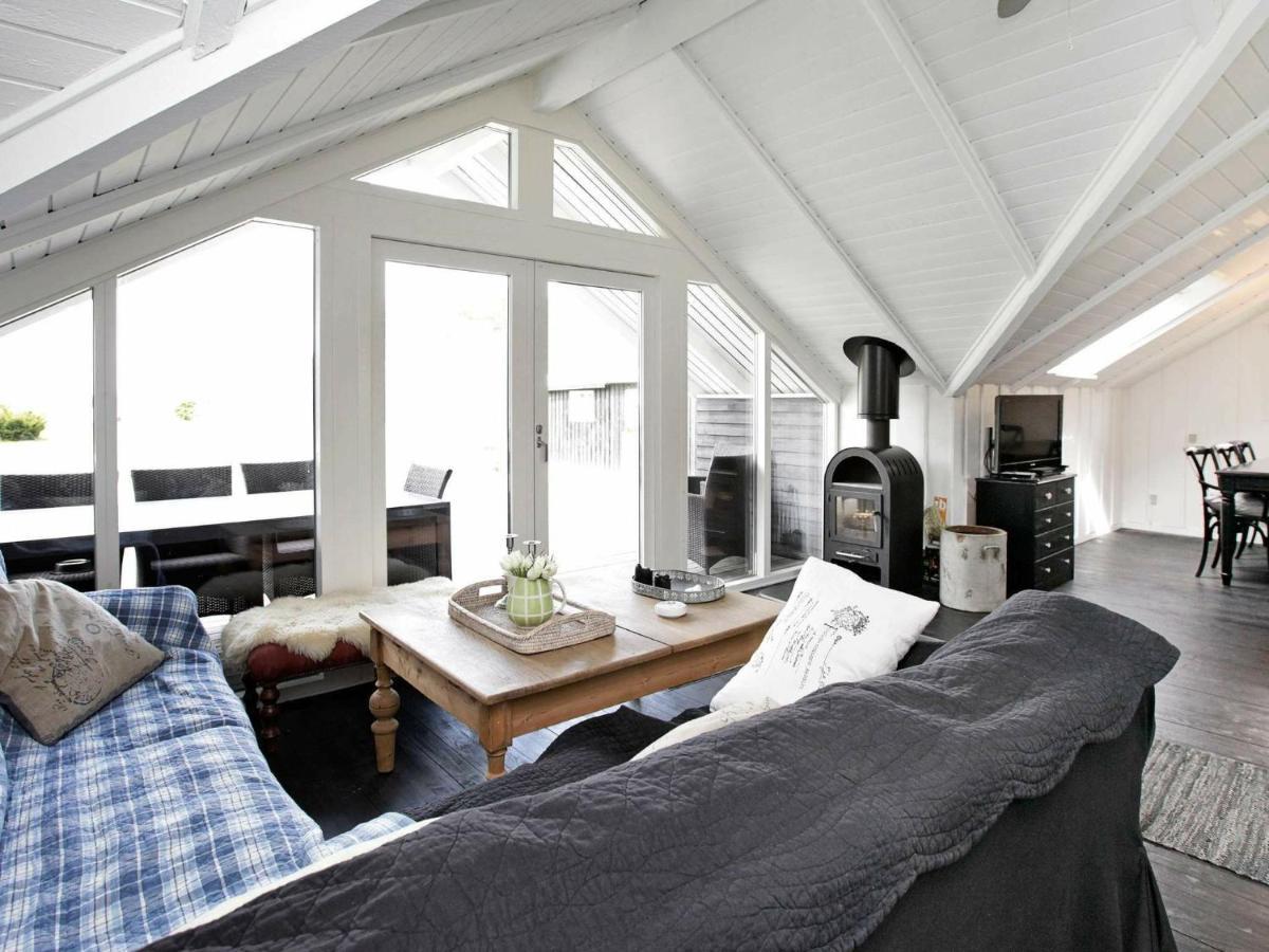 6 Person Holiday Home In Ansager 외부 사진